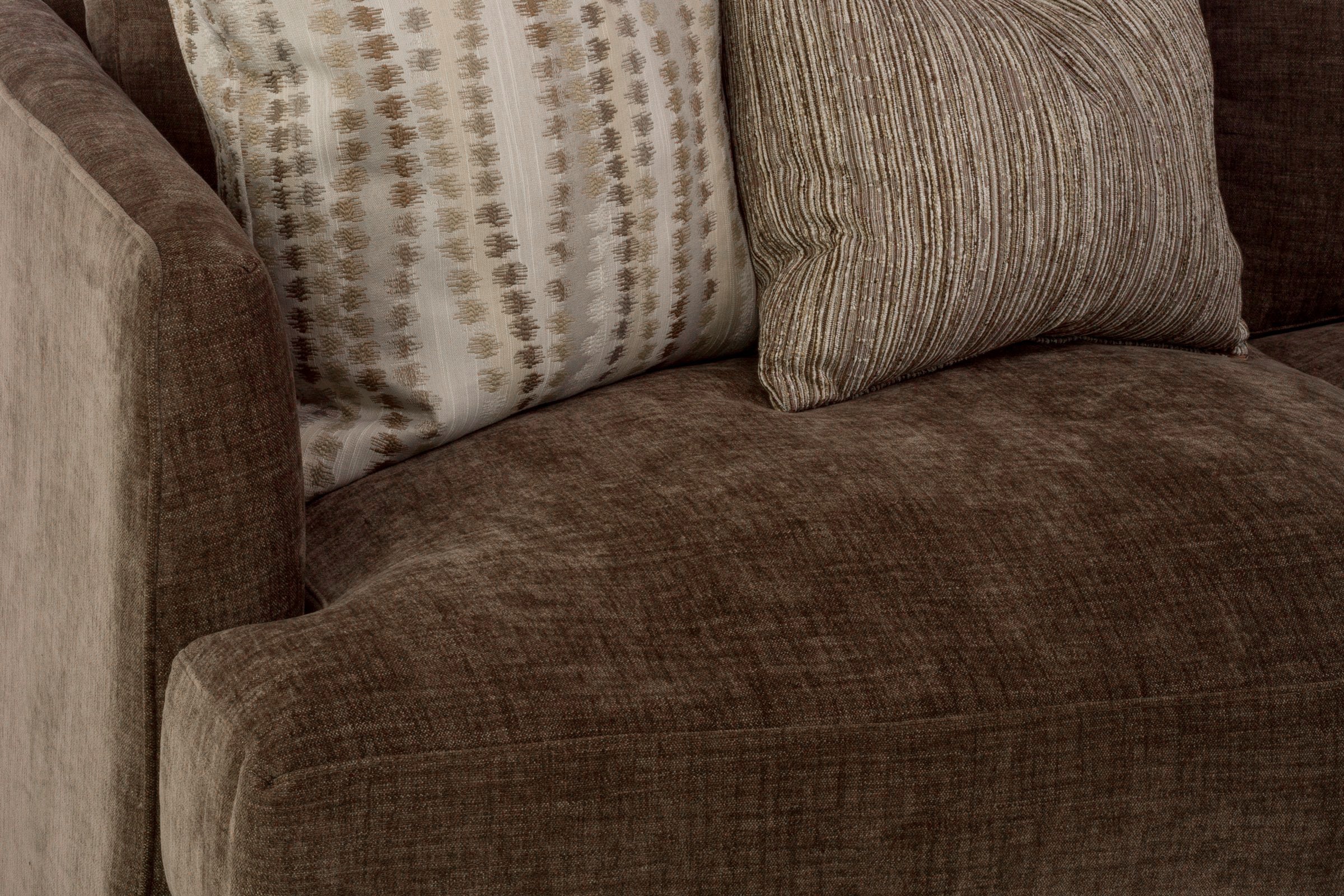 Leon 2-Piece Sectional | Schneiderman's Furniture
